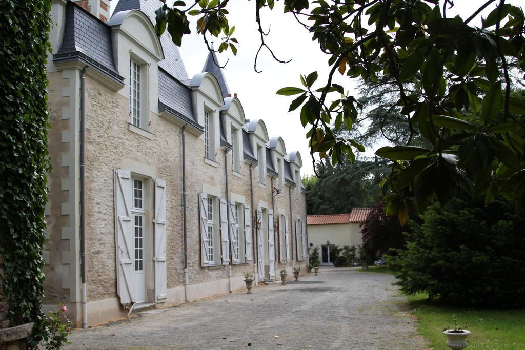 Chateau Du Bois De La Noe Bouaye Exterior photo